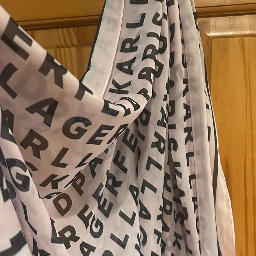Stylish Black and Gray Lettered Bath French  scarf - Picture 3 of 4